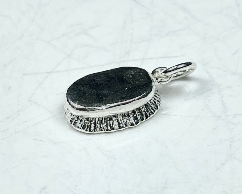 Horse Brush, Pendant - Charm (Gold: Please Contact Us For Current Pricing)