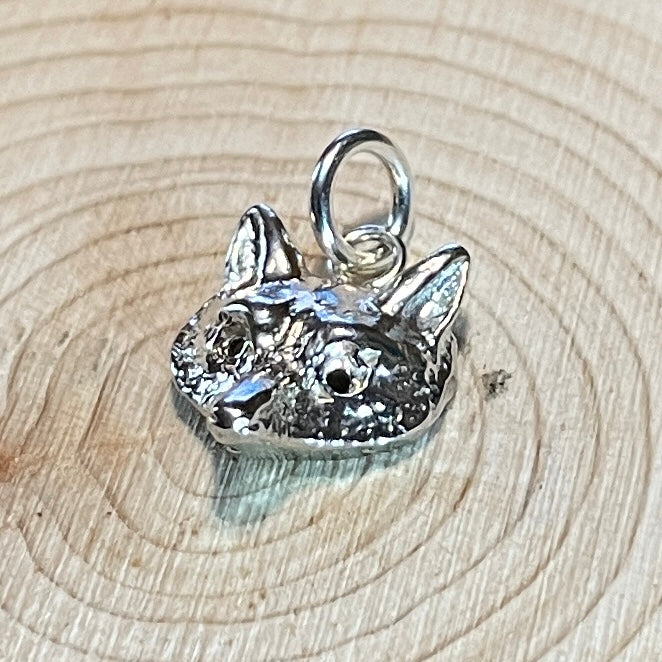 Fox Mask Pendant (Gold: Please Contact Us For Current Pricing)