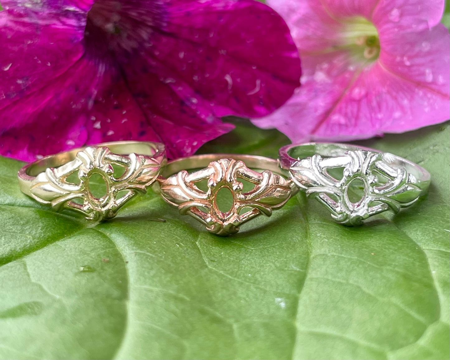 Antique Style Ring for Oval Stone